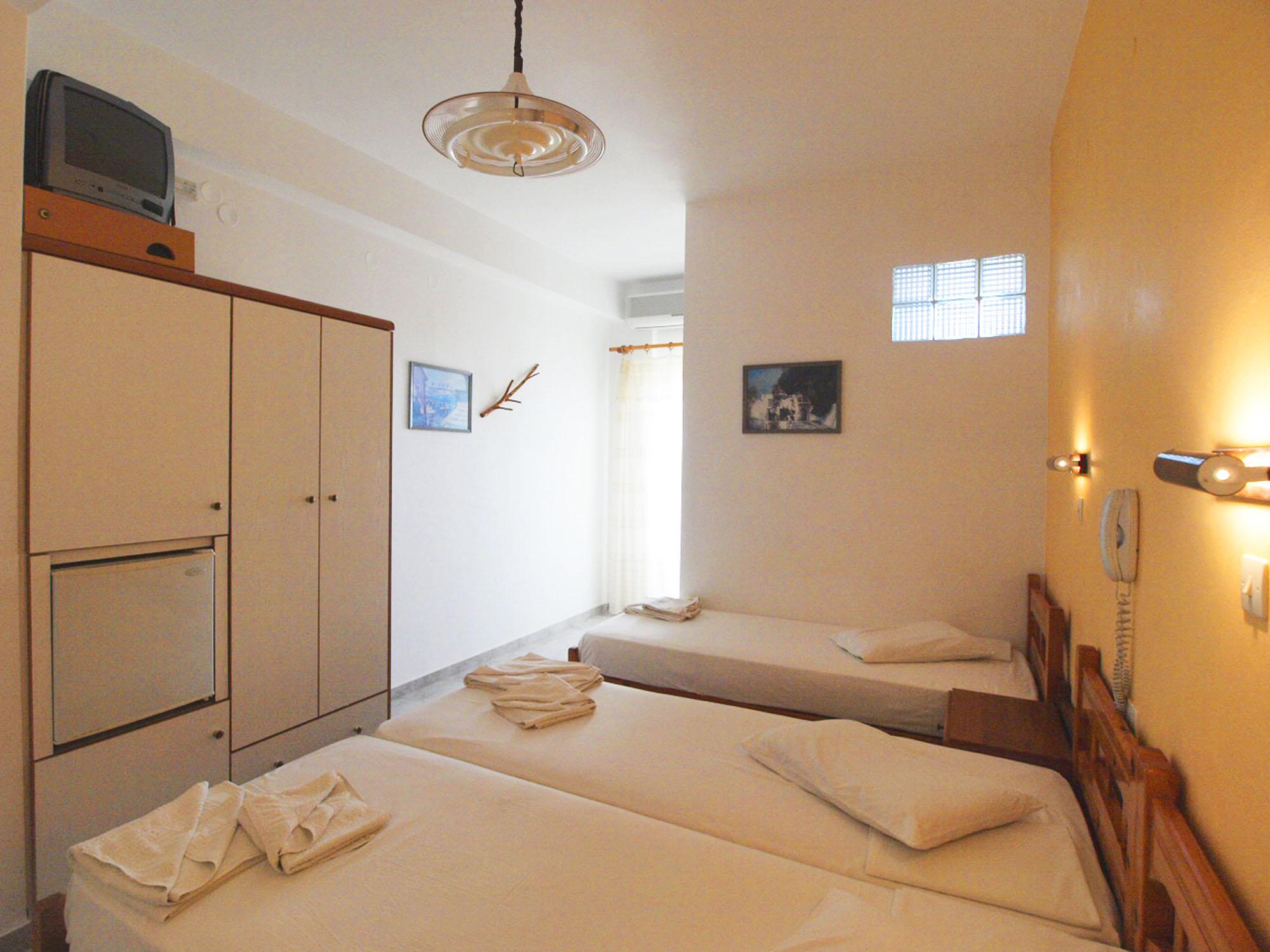 Hotel Aegeon ไมโลโพตาส ภายนอก รูปภาพ